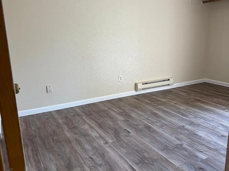 4103 S Center St #B — Photo 12