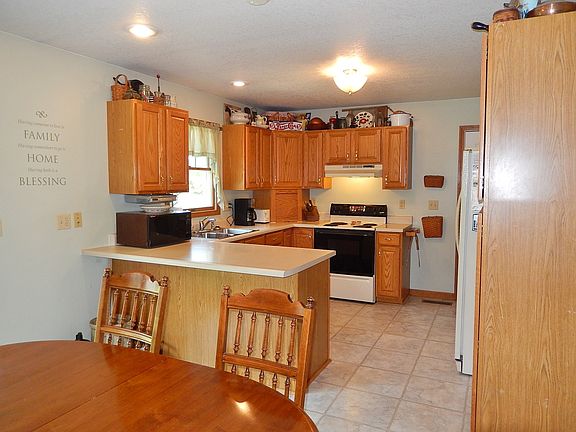 5th image of 45 Kirkwood Dr