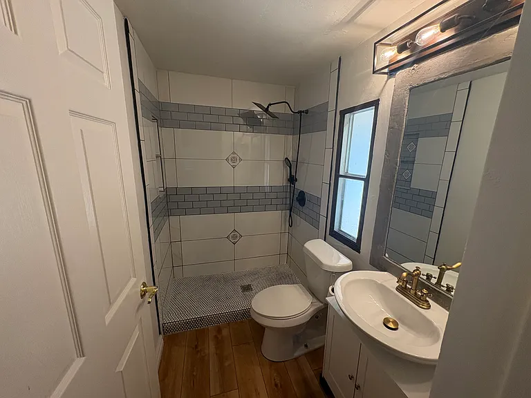 1407 Colonneh — Photo 11