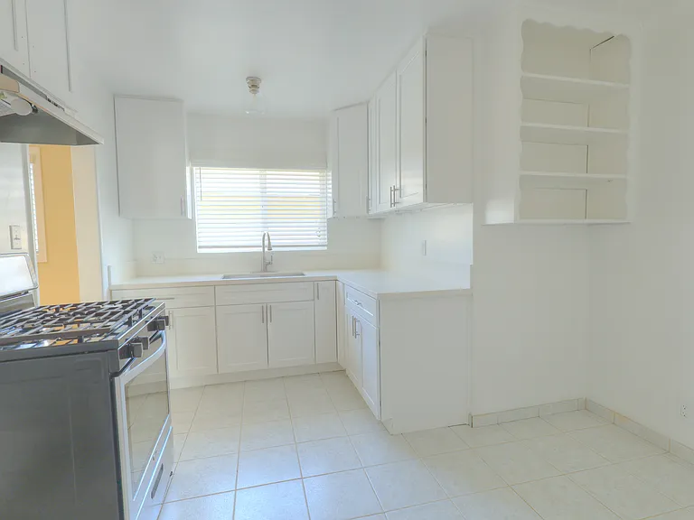 10459 Riverside Dr #A — Photo 11