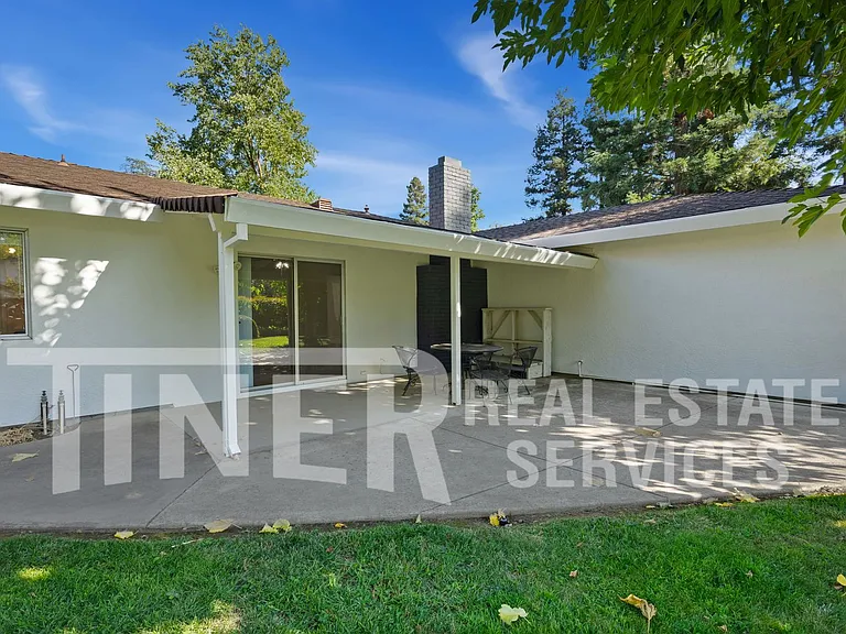5100 Turnsberry Ct — Photo 22