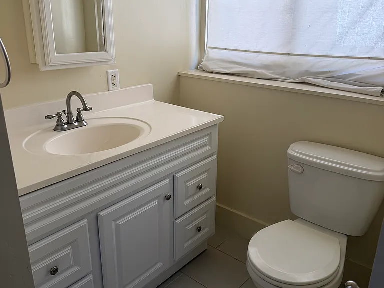 487 Dawson Ave — Photo 9