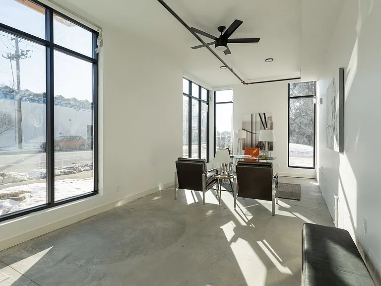 1428 Marshall St NE — Photo 22