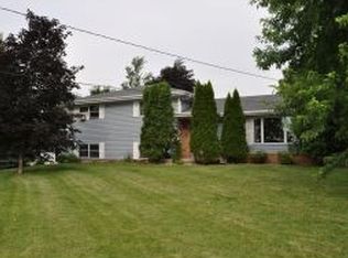 3972 County Rd N, Oshkosh, WI 54904