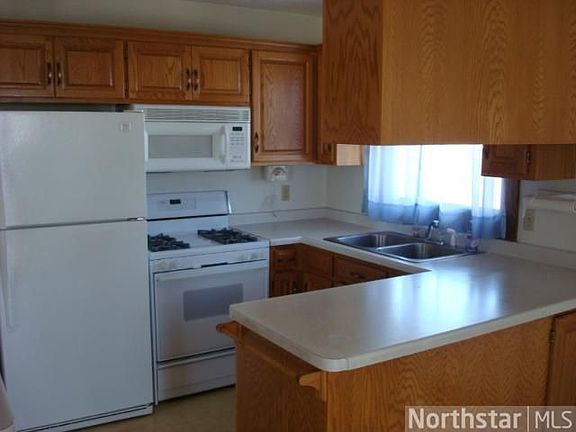 2nd image of 1000 14th St S