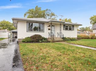 18442 Chicago Ave, Lansing, IL 60438