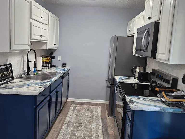 620 Mosswood Ln — Photo 6