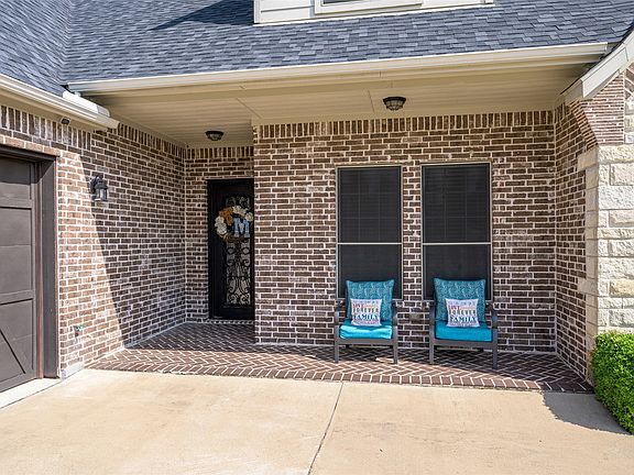 4th image of 1611 Moreland Dr