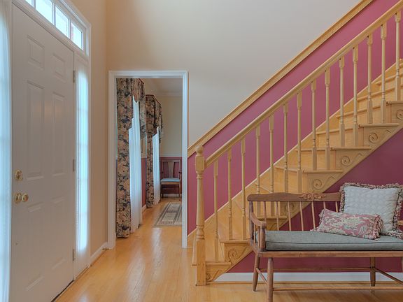 4th image of 2070 Lake Vista Dr