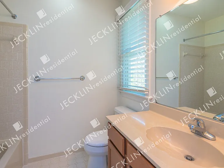12515 Cutler Ridge Dr — Photo 18