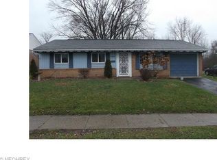 2446 Cathy Dr NE, Canton, OH 44705