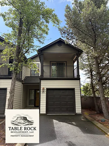 283 Tyler Ave Photo 1
