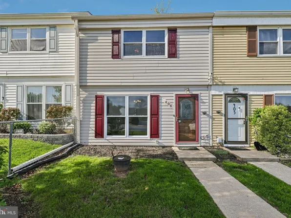 404 Red Tulip Ct, Taneytown, MD 21787