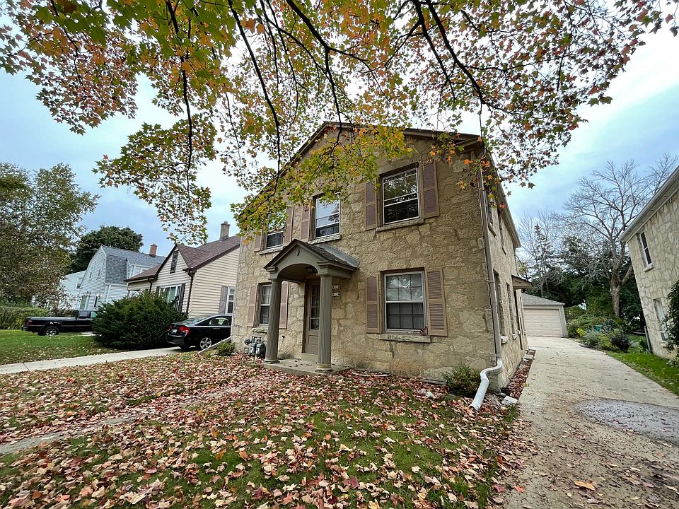1st image of 4526 N Woodruff Ave #4526
