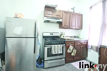 Rented by Link NY Realty