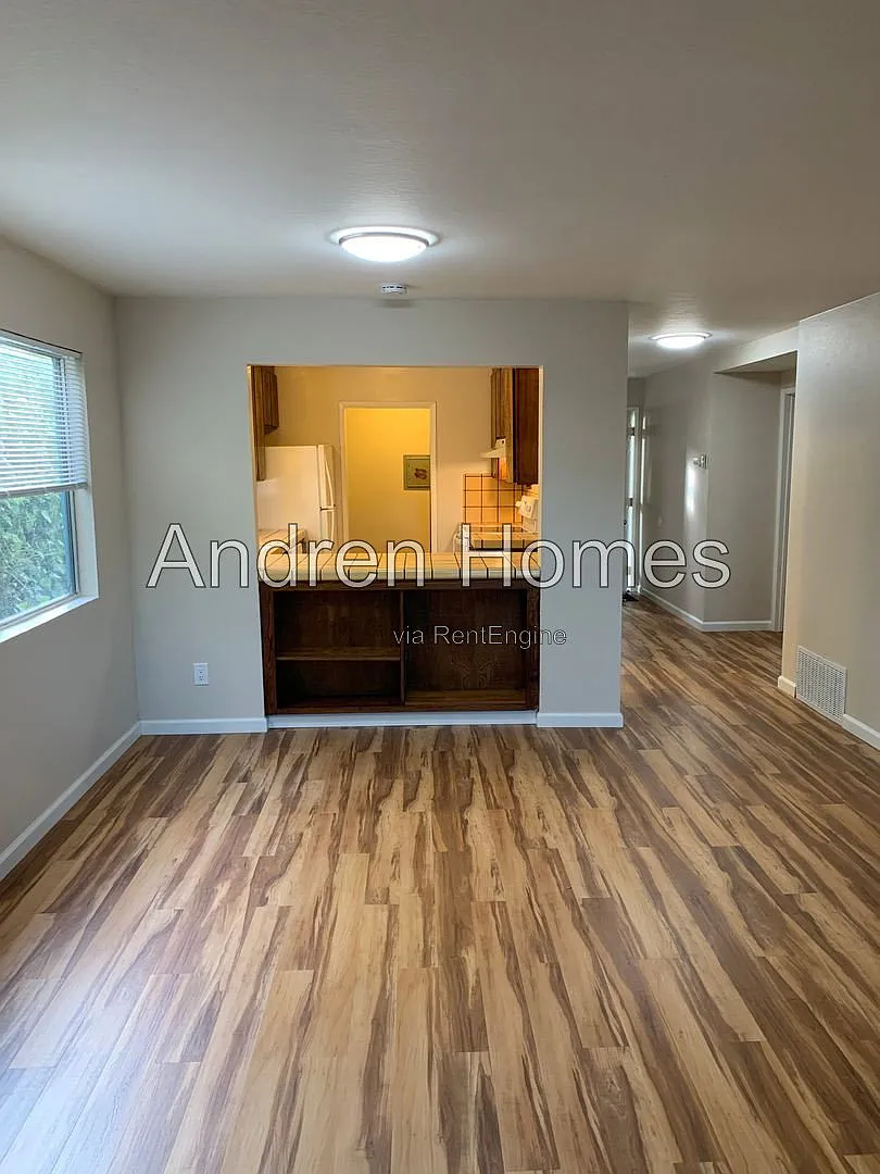 2 bed, 2.0 bath, 1000 sqft, $3,000 — Photo 1