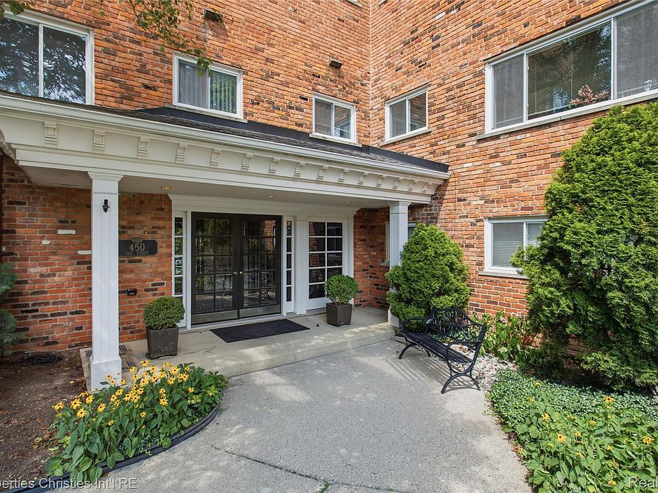 1st image of 450 Oak Ave APT 203