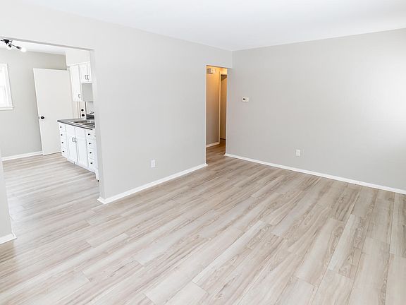 2nd image of 5544 Claudia Ave SE