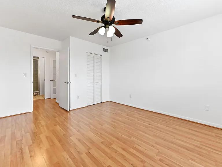 140 Yacht Club Way #307 — Photo 26