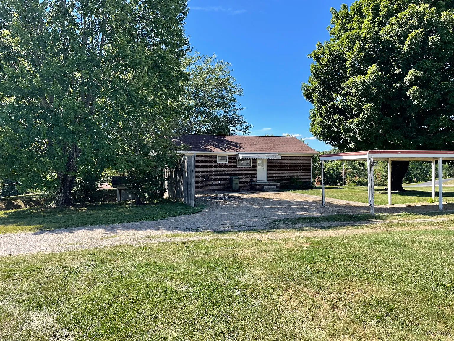 5147 Old 11e Hwy — Photo 1