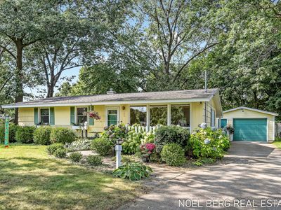 209 Douglas Ct, Spring Lake, MI, 49456