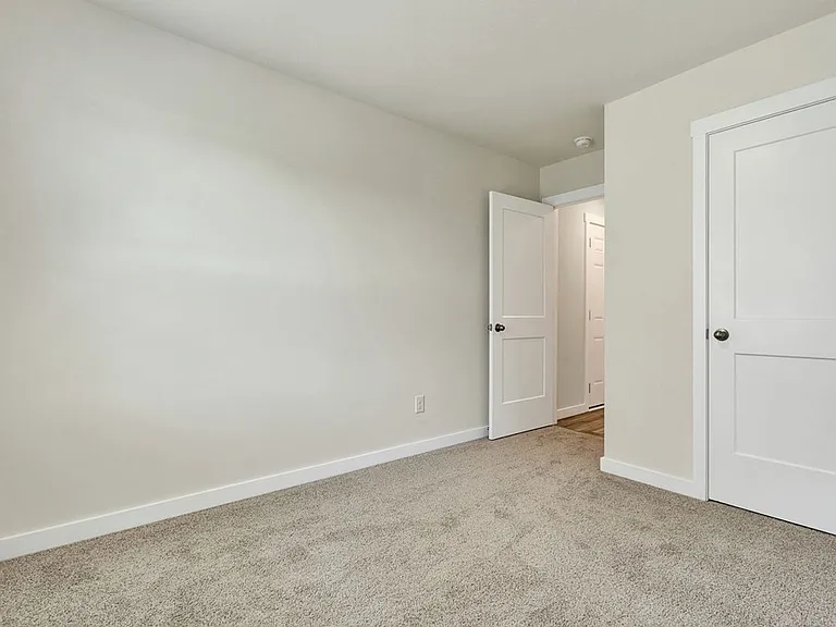 576 Fox Den Cir — Photo 12