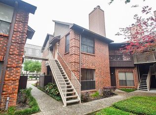 3150 Walnut Bend Ln APT 502, Houston, TX 77042