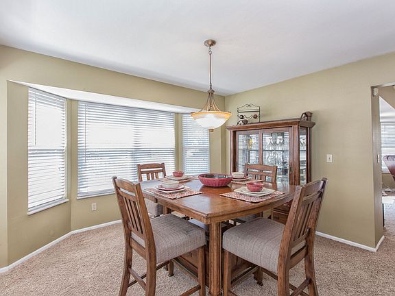 5th image of 402 Xavier Ct