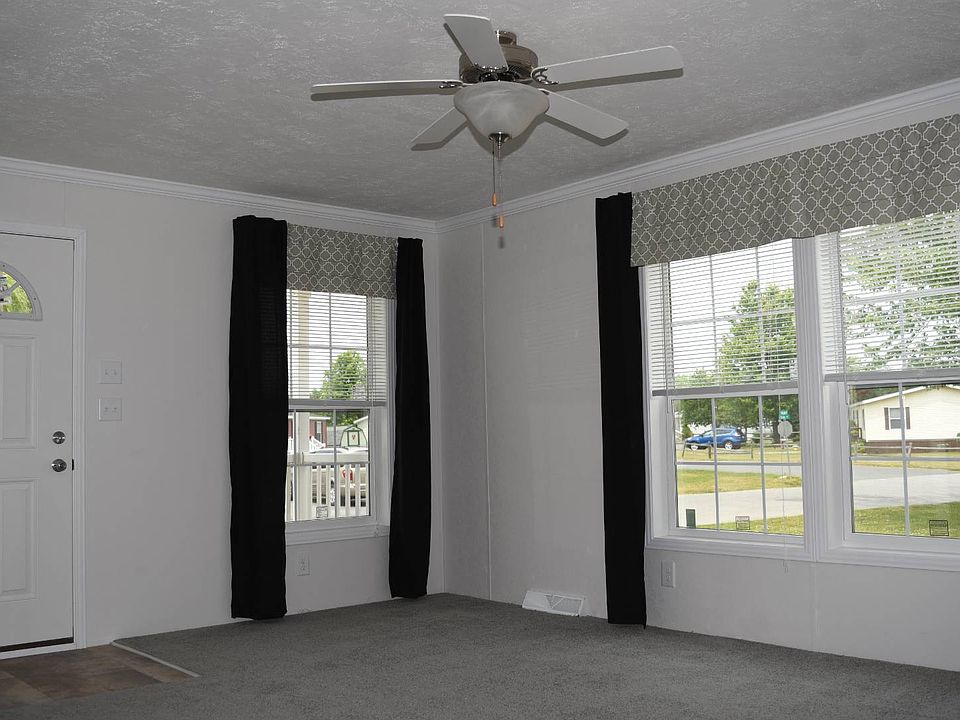 1st image of 29 Elm Ln