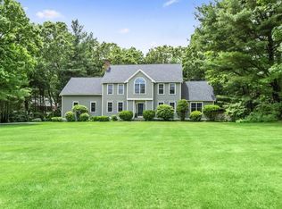 17 Cedar Farm Rd, Medway, MA 02053