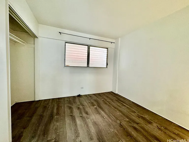 222 Kaiulani Ave #303 — Photo 12