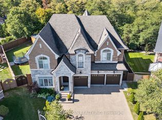 10 Annsleywood Ct, Vaughan, ON L4H 4G6