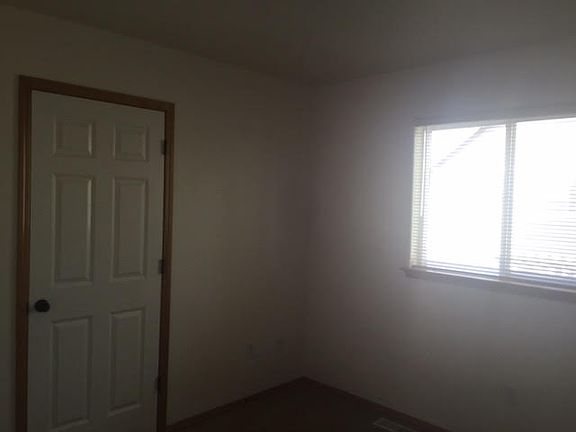 5th image of 9117 2nd Pl SE