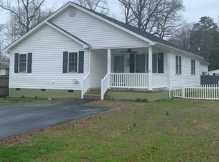 148 9th St, Colonial Beach, VA 22443