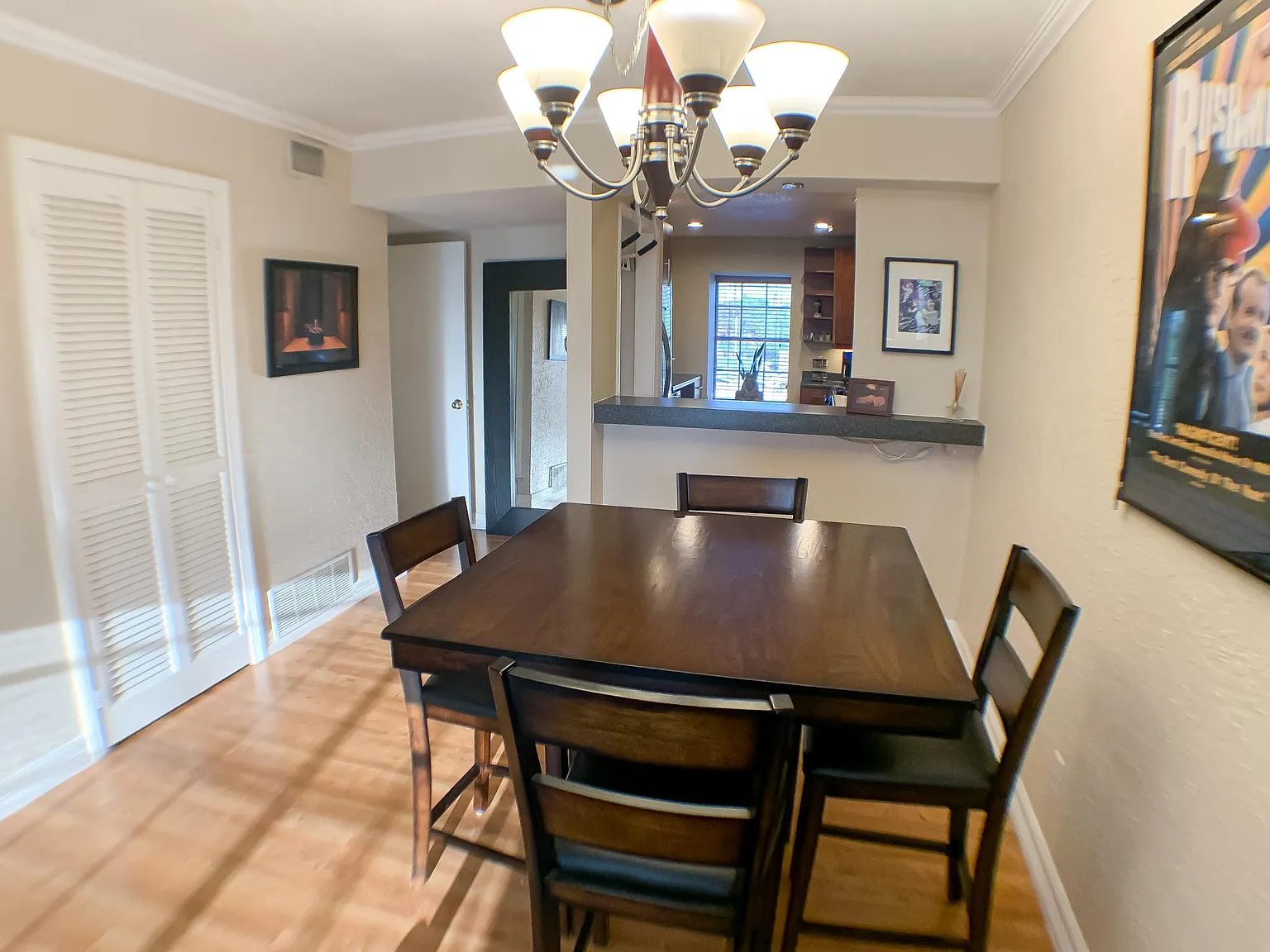 2425 Ashdale Dr — Photo 4