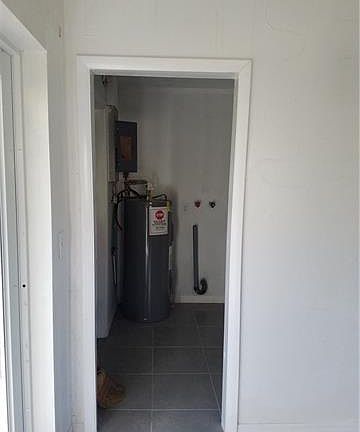 5th image of 8862 Fordham St