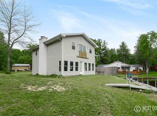 7450 N Narraganett Dr, Hope, MI 48628