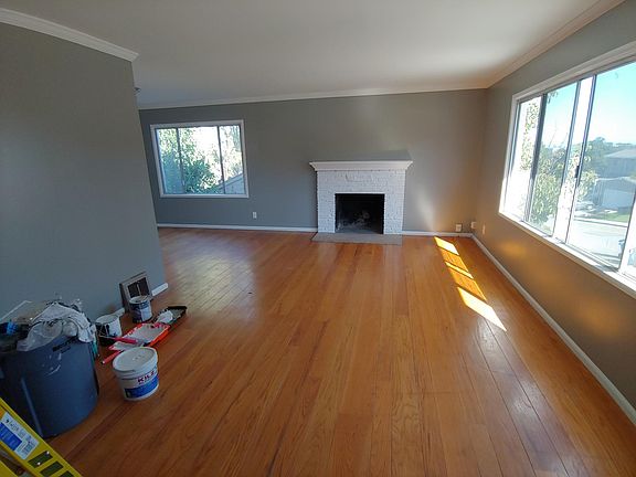 2nd image of 3708 Fernwood St