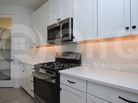 3rd image of 19119 S 209th Pl