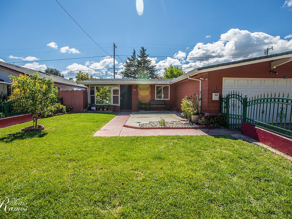 1st image of 762 Lakemuir Dr