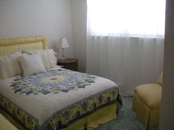 3rd image of 8416 Seawall Blvd APT 1