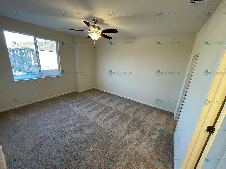 907 W End St — Photo 23