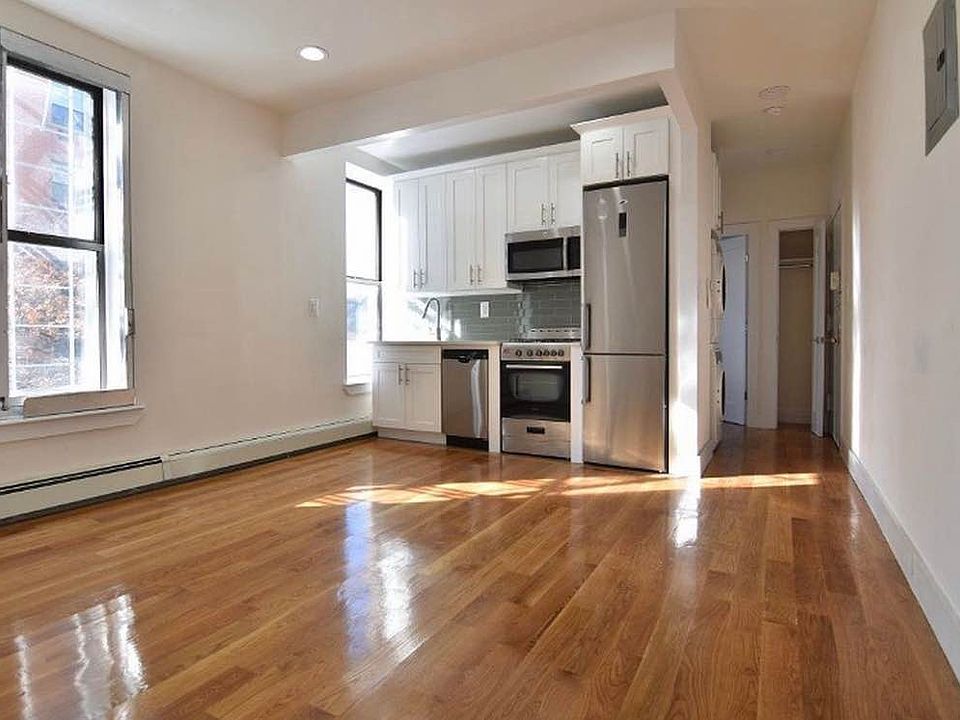 1st image of 301 W 121st St APT 3B