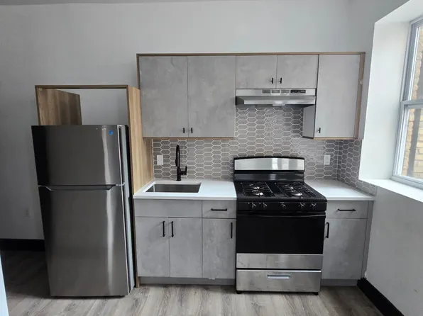 10 Thomas St #3E, Newark, NJ 07114