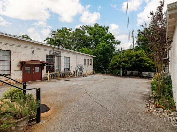 585 White Circle #504, Athens, GA 30605