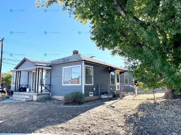 90 Arden Cir, Reno, NV 89503