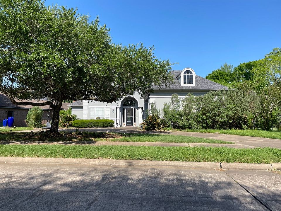 1st image of 2803 Peninsulas Dr