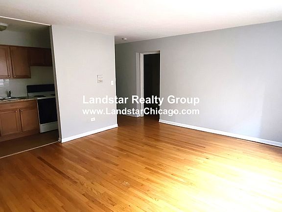 5th image of 567 W Stratford Pl APT 305