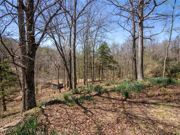 546 Madison St #5390, Huntsville, AR 72740
