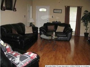 16260 Galvez Ave, Prairieville, LA 70769